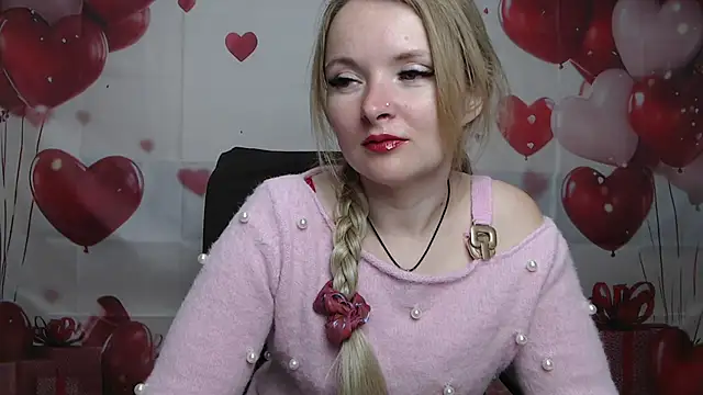 Snapshot of Nic0leDreams chatting on March 28, 6:07 pm Nic0leDreams online show from March 28, 6:07 pm