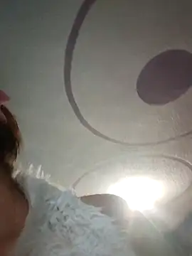 Snapshot of Estrella_2407 chatting on March 23, 2:04 am Estrella 2407 online show from March 23, 2:04 am