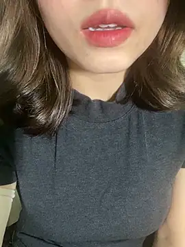 Snapshot of Angelina-Kute20 chatting on March 15, 2:50 am Angelina-Kute20 online show from March 15, 2:50 am