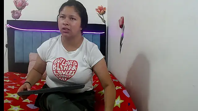 KARLYXS online show from March 21, 11:26 am