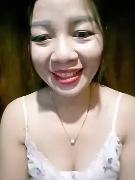 Yiyi102300 online show from June 12, 11:31 am
