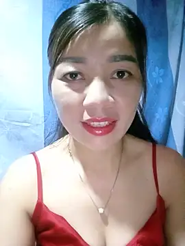 Yiyi102300 online show from July 11, 4:48 am