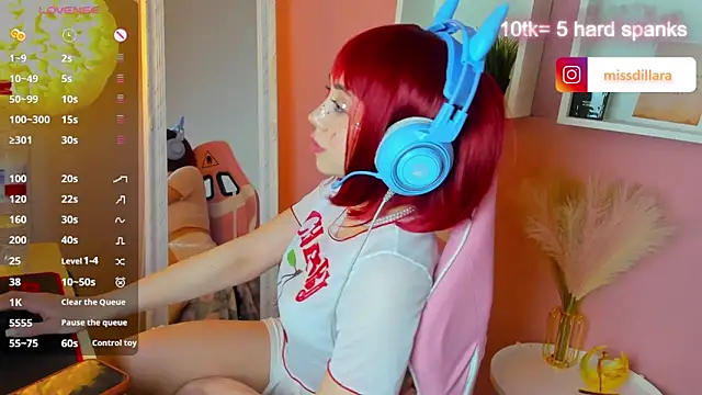 Snapshot of Miss_Dilaraa chatting on March 14, 9:53 pm Miss Dilaraa online show from March 14, 9:53 pm