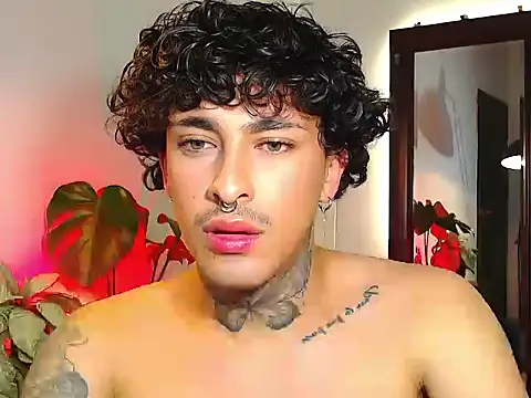 Snapshot of stevennavarro chatting on March 14, 1:34 am stevennavarro online show from March 14, 1:34 am