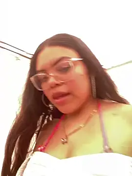 Snapshot of Valentine_pink chatting on March 25, 3:40 pm Valentine pink online show from March 25, 3:40 pm