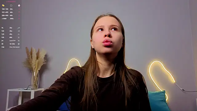 Snapshot of Emma_dream_ chatting on March 20, 5:12 am Emma dream online show from March 20, 5:12 am