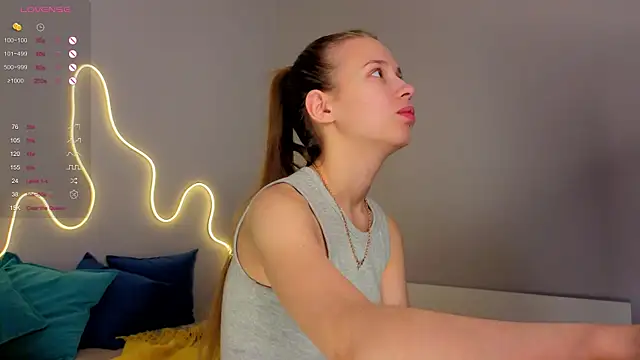 Emma dream  online show from June 27, 1:32 am