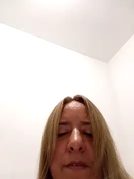 Snapshot of LIVANA_2026 chatting on March 17, 11:19 pm LIVANA 2026 online show from March 17, 11:19 pm