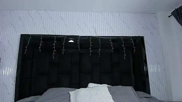 JeanneWilliams online show from March 22, 12:08 pm