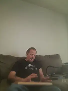 Snapshot of yourMasterisBored chatting on April 2, 2:04 pm yourMasterisBored online show from April 2, 2:04 pm