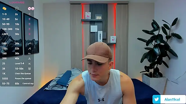 Snapshot of alan_nd_kevin2 chatting on March 23, 7:07 pm alan nd kevin2 online show from March 23, 7:07 pm