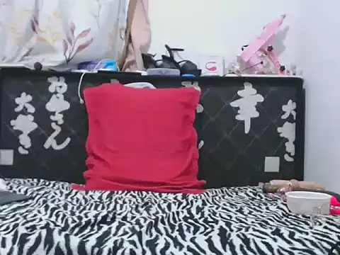 Snapshot of violeta36 chatting on March 18, 10:07 am violeta36 online show from March 18, 10:07 am