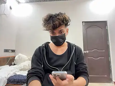 Snapshot of vedya16 chatting on April 4, 4:26 pm vedya16 online show from April 4, 4:26 pm