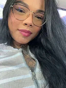 madyson fox online show from May 27, 1:30 pm