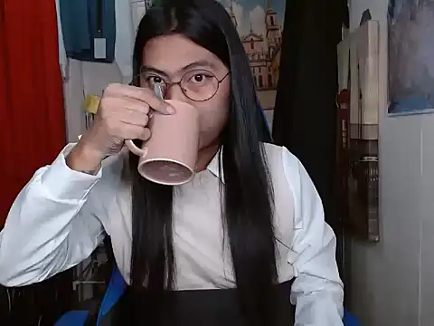 Snapshot of Steffiy chatting on March 17, 7:17 pm Steffiy online show from March 17, 7:17 pm