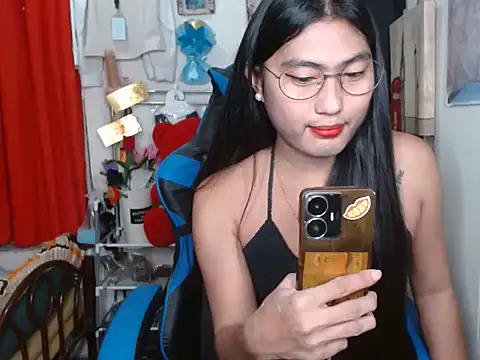 Snapshot of Steffiy chatting on March 24, 2:49 am Steffiy online show from March 24, 2:49 am