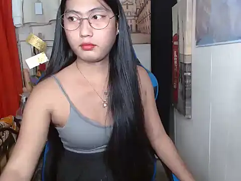 Snapshot of Steffiy chatting on March 28, 9:31 am Steffiy online show from March 28, 9:31 am