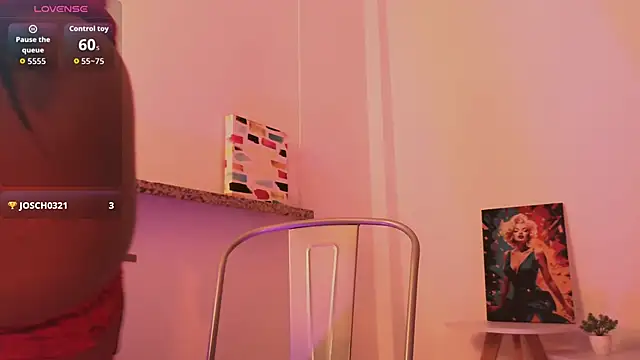 Snapshot of KeisySmith chatting on March 27, 7:46 pm KeisySmith online show from March 27, 7:46 pm