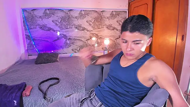 Liam Dustin online show from March 19, 9:30 pm