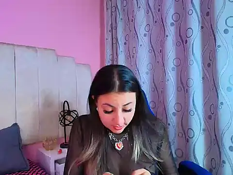 Snapshot of Miila_18 chatting on March 24, 9:20 pm Miila 18 online show from March 24, 9:20 pm