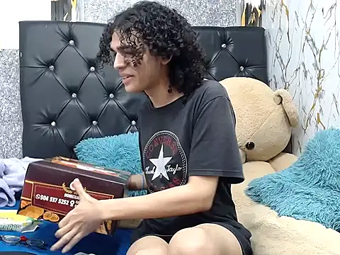 isa x18 online show from June 5, 1:28 pm