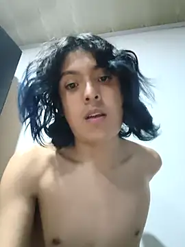 Snapshot of Noire_boy chatting on March 23, 2:15 am Noire boy online show from March 23, 2:15 am