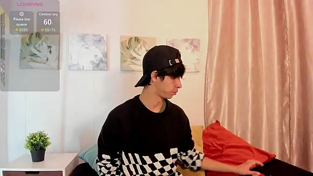 Snapshot of Ethan_qop chatting on March 20, 11:26 am Ethan qop online show from March 20, 11:26 am