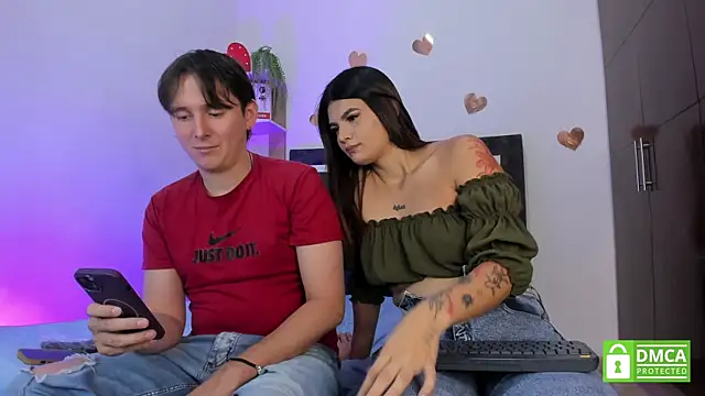 Snapshot of Mariana_and_Ronny chatting on July 17, 9:52 pm Mariana and Ronny online show from July 17, 9:52 pm