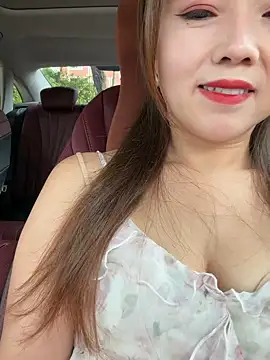 Xiaoxiao-y online show from July 23, 9:07 am