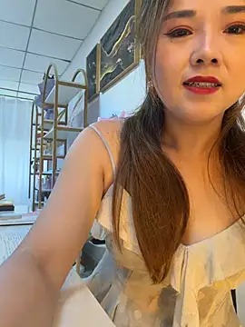 Xiaoxiao-y online show from August 1, 7:07 am
