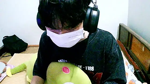 Snapshot of Kang143 chatting on March 15, 11:27 am Kang143 online show from March 15, 11:27 am