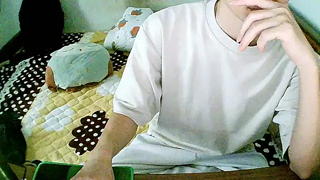 Snapshot of Kang143 chatting on March 20, 1:10 am Kang143 online show from March 20, 1:10 am