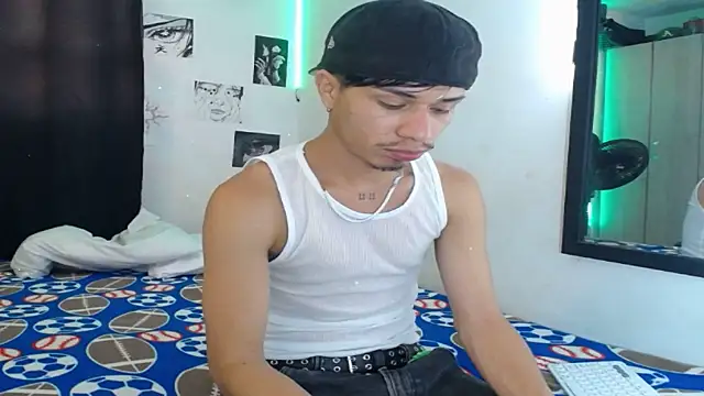 Aj hotboy online show from March 27, 11:48 pm