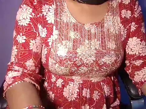 Jeenat Kaur1 online show from March 25, 4:40 am