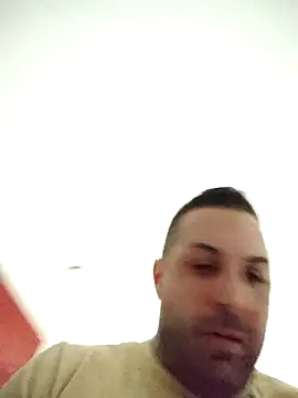 Snapshot of Bennygerner1991 chatting on March 14, 8:42 am Bennygerner1991 online show from March 14, 8:42 am