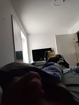 Snapshot of Bennygerner1991 chatting on March 29, 7:08 am Bennygerner1991 online show from March 29, 7:08 am