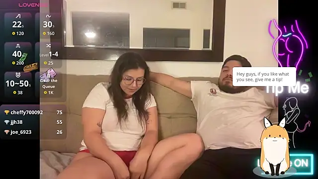 Snapshot of Redmooncity21 chatting on March 25, 5:24 am Redmooncity21 online show from March 25, 5:24 am