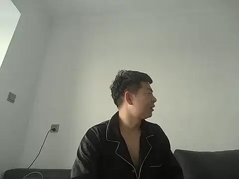 Snapshot of xiaosunsun01 chatting on June 11, 8:23 am xiaosunsun01 online show from June 11, 8:23 am