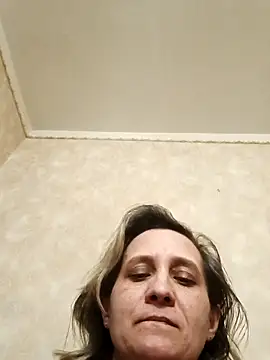 Snapshot of KatieLove133 chatting on March 14, 4:12 pm KatieLove133 online show from March 14, 4:12 pm