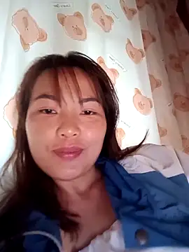 Snapshot of Milik-1022 chatting on March 16, 1:22 am Milik-1022 online show from March 16, 1:22 am