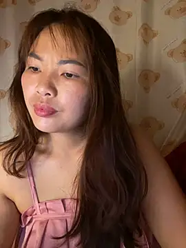 Snapshot of Milik-1022 chatting on March 27, 10:09 pm Milik-1022 online show from March 27, 10:09 pm