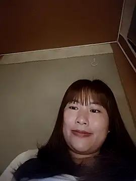 Snapshot of Lucxy-ki6 chatting on March 22, 1:20 am Lucxy-ki6 online show from March 22, 1:20 am