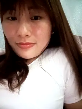 Snapshot of Lucxy-ki6 chatting on March 28, 2:27 pm Lucxy-ki6 online show from March 28, 2:27 pm