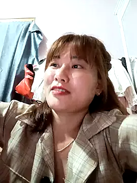 Snapshot of Lucxy-ki6 chatting on March 30, 1:17 am Lucxy-ki6 online show from March 30, 1:17 am