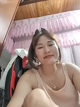 Lucxy-ki6 online show from June 1, 1:07 am