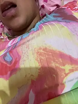 Snapshot of Hopeluna chatting on March 20, 1:43 am Hopeluna online show from March 20, 1:43 am