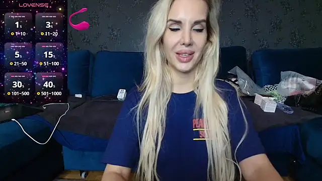 SexyQueenNina online show from December 19, 11:57 pm