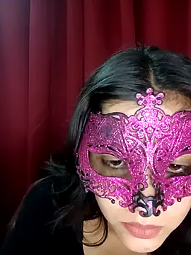 Snapshot of Hottymahi7 chatting on April 11, 8:07 am Hottymahi7 online show from April 11, 8:07 am