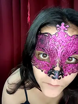 Snapshot of Hottymahi7 chatting on April 15, 8:32 am Hottymahi7 online show from April 15, 8:32 am