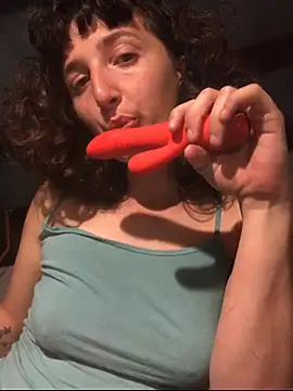 Snapshot of antoniettamaria chatting on March 19, 5:06 pm antoniettamaria online show from March 19, 5:06 pm